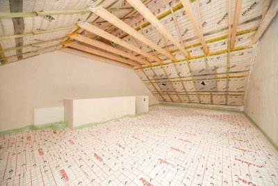 Neubau Reihenmittelhaus (KfW 55) mit Außenstellplatz und ausbaufähigem Dachgeschoss