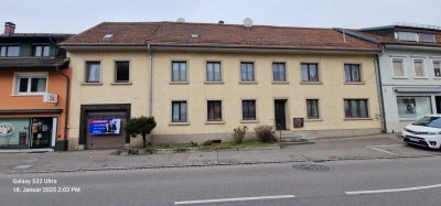 Mehrfamilienhaus mit fünf Wohneinheiten - KAPITALANLAGE