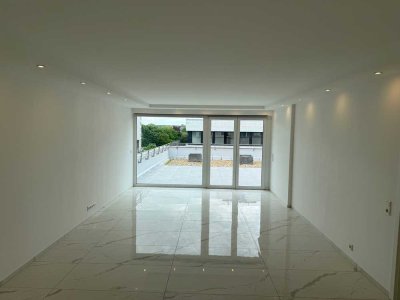 Penthouse der Extraklasse, Haus im Haus über den Dächern von Neuss, Erstbezug