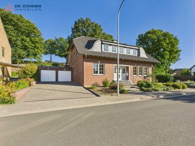 Großzügiges Ein- Zweifamilienhaus mit Doppelgarage in Heinsberg-Dremmen