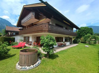 Großzügige, moderne Erdgeschosswohnung in Bestlage von Garmisch