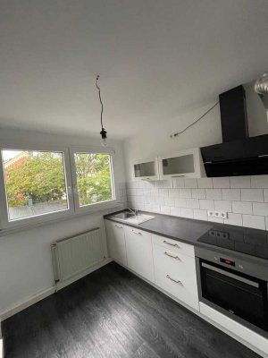 Frisch renovierte DG-Wohnung am Ölberg