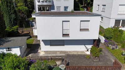 Haus oder Wohnung? Eigenständiger Flachdachanbau mit viel Potential.