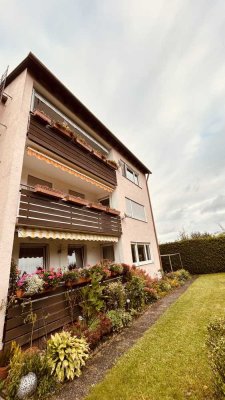 Bezugsfrei! 4 Zimmer Wohnung in ruhiger Lage!