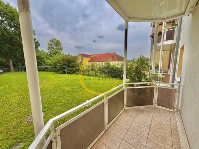 Helle 4-Zimmer-Wohnung mit Balkon & Außenstellplatz