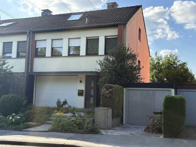 *Großzügiges Reihenendhaus mit herrlichem Ausblick – provisionsfrei!*