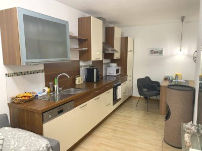 Gepflegte 2-Zimmer-Etagenwohnung im 6. Stock mit Balkon