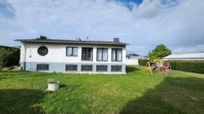 Großzügiges Einfamilienhaus mit Einliegerbereich, Garten & optionalem Nachbargrundstück (700 m²)