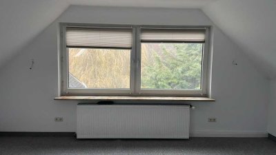Charmante 2,5 Zimmer-Wohnung im Grünen