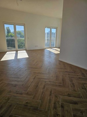 5-Zi.-Penthouse mit Stil & Ausblick – Termine auch am Wochenende � 0172-3261193