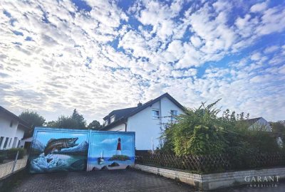 *Attraktives Zweifamilienhaus in Zuchering*Eigenheim oder Kapitalanlage *Viel Potenzial*