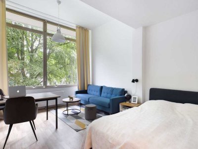 DIE ZIMMEREI | Helles + möbliertes 1-Zimmer-Apartment nahe der Uni Hamburg & Isemarkt | Large Bude