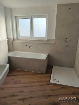 ** ERSTBEZUG! 4,5 Zi.-Wohnung, 107 qm Wfl. im 1. OG, hochwertige Bauweise, modern und schick **