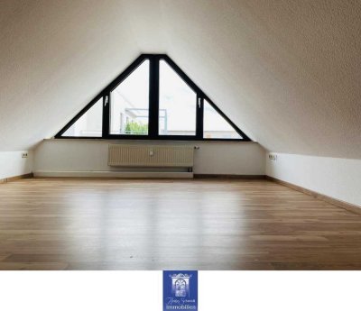 Großzügige und individuelle Maisonette-Wohnung in Coswig!