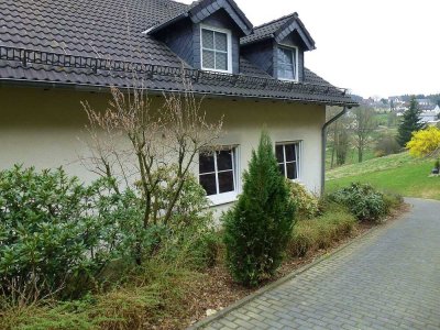 Zweifamilienhaus mit Einliegerwohnung in idyllischer Lage zwischen Gummersbach und Marienheide