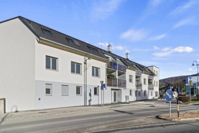 ++ FANTASTISCHE 4-Zimmer mit BALKON ++