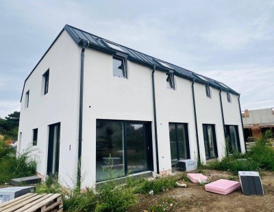 ++ ZUHAUSE mit GARTEN ++ Doppelhäuser in Guntramsdorf
