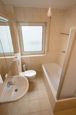 Attraktive renovierte 4-Zimmer-Wohnung mit Balkon in Wiesbaden-Auringen