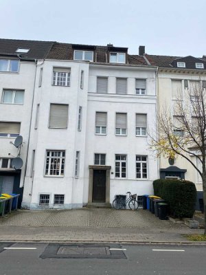 Kürzlich geräumte 3-Zimmer-ETW (4 Zimmer möglich) in zentraler Lage in Düren