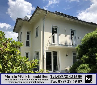 Exklusive und sonnige Doppelhaushälfte am Starnberger See in Berg/Maxhöhe