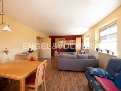 Schöne 2-Zimmer-Wohnung mit Balkon und Garage am Schweinfurter Bergl