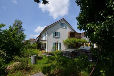 Charmante DHH mit zwei Wohneinheiten in Fürstenried-Maxhof – ruhige Lage, großes Grundstück