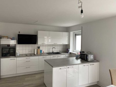 Geschmackvolle 3-Zimmer-Wohnung mit gehobener Ausstattung für kleine Familie, Paar oder als 2er WG