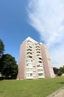 Große 3 Zimmer Wohnung - ruhige Lage mit Balkon