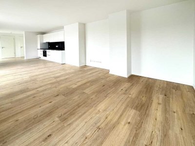 PENTHOUSE mit großer Terrasse über den Dächern von Nürnberg *ERSTBEZUG*