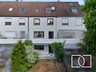 Sofort bezugsfertig! Gepflegtes Reihenhaus mit Balkon, Garten in zentraler Lage