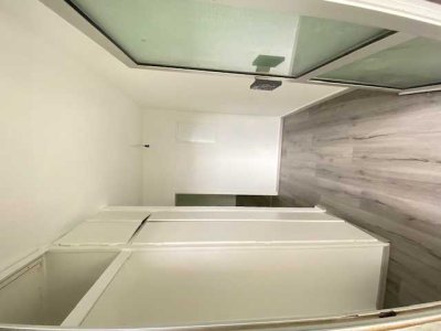 * Renovierte Wohnung - sofort verfügbar * 2 Zimmer +  Balkon in der 3 Etage