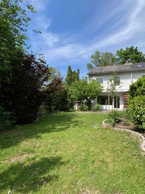Einladendes Reihenendhaus mit sonnigem Garten