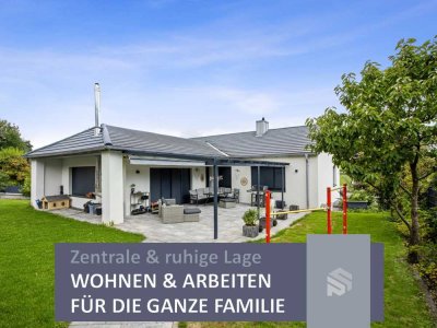 ruhig | zentral | familienfreundlich - Großzügiges Einfamilienhaus mit Doppelgarage und Südgarten