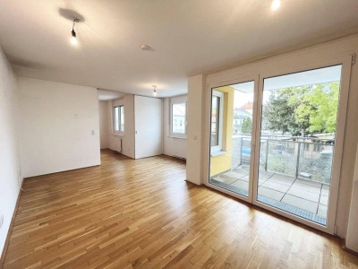 Ruhige 2-Zimmer-Wohnung mit traumhafter Freifläche - mit Blick
in den ruhigen begrünten Innenhof!