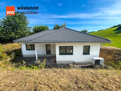 Wohnen auf einer Ebene – moderner Bungalow inmitten der Natur, sofort verfügbar