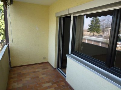 Ansprechende und gepflegte 3-Zimmer-Wohnung mit Balkon und EBK in Neuenburg am Rhein-Steinenstadt