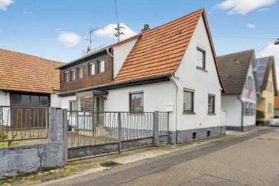 Ein Haus, das auf Ihre Ideen wartet – mit Scheune, Garten & Geschichte