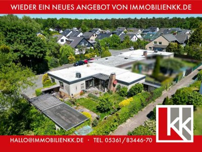 Kreuzheide: Klassischer Bungalow am Mühlenteich mit charmantem Ambiente
