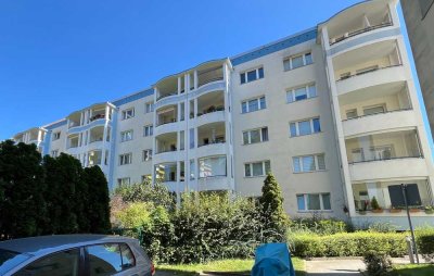 Seltene Gelegenheit: Traumwohnung mit eigenem Garten in Biesdorf