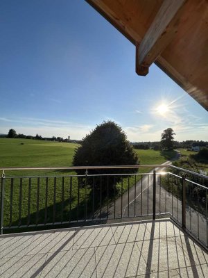 Erstbezug; - 2,5-Zimmer-Wohnung mit Balkon und EBK in Maria-Thann