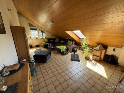Toll geschnittene Dachgeschosswohnung in guter Lage.