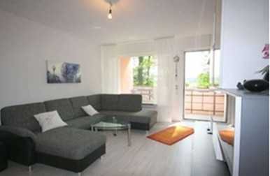 Helle, modernisierte 2-Zimmer-Erdgeschosswohnung mit Balkon in Laurensberg, Nähe Schloss Rahe