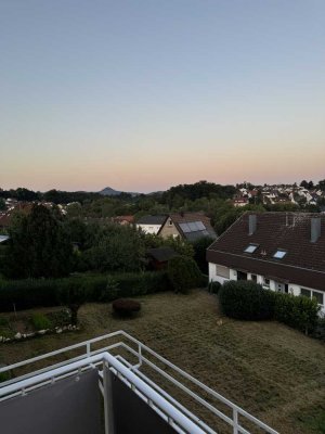 Stilvolle, modernisierte 3-Zimmer-Wohnung mit Balkon in Göppingen