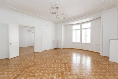 Großzügige, charmante 137 m² Altbauwohnung I perfekter Grundriss
