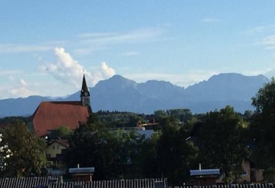 Villa mit großer Panoramadachterrasse und unverbaubarer Traumaussicht in absoluter Ruhelage (provisionsfrei)