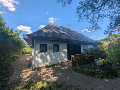 Investoren aufgepasst! Einfamilienhaus mit Umgestaltungsmöglichkeiten zum Mehrfamilienhaus