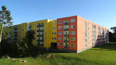 sanierte 4-Raum Wohnung mit 2 Balkonen - bezugsfertig zum 01.12.2025