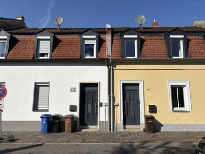 zwei Reihenhäuser in Bamberg Moosstraße nebeneinander mit Garten zu vermieten.