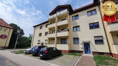 frisch sanierte Wohnung mit Einbauküche