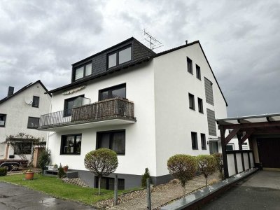 Frisch saniertes DG-Apartment in ruhiger Lage in Langenfeld